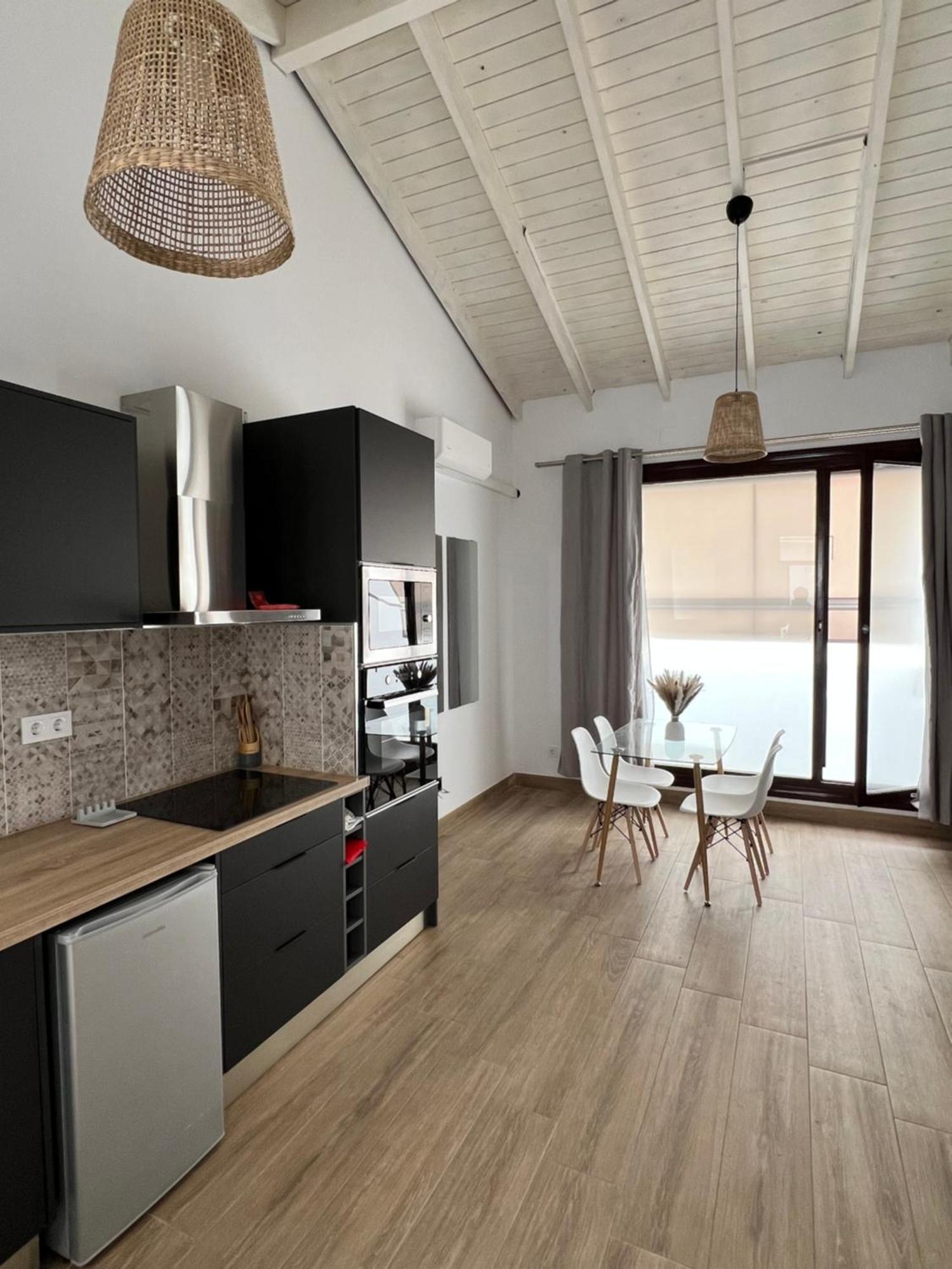 M&M Empedrada Apartamentos Jerez 赫雷斯 外观 照片